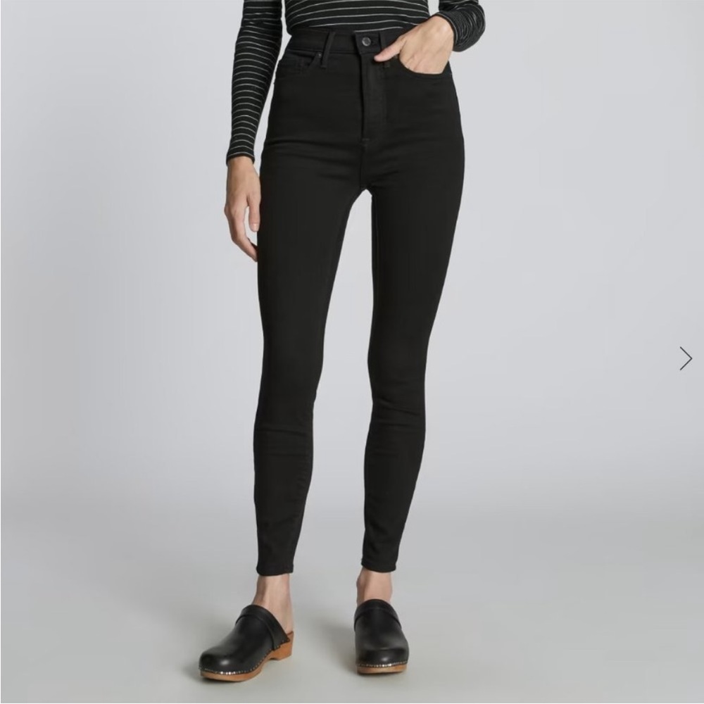 NEW WITH TAGS Everlane Black The Way-High Skinny Jean in Size 31 Crop Ankle